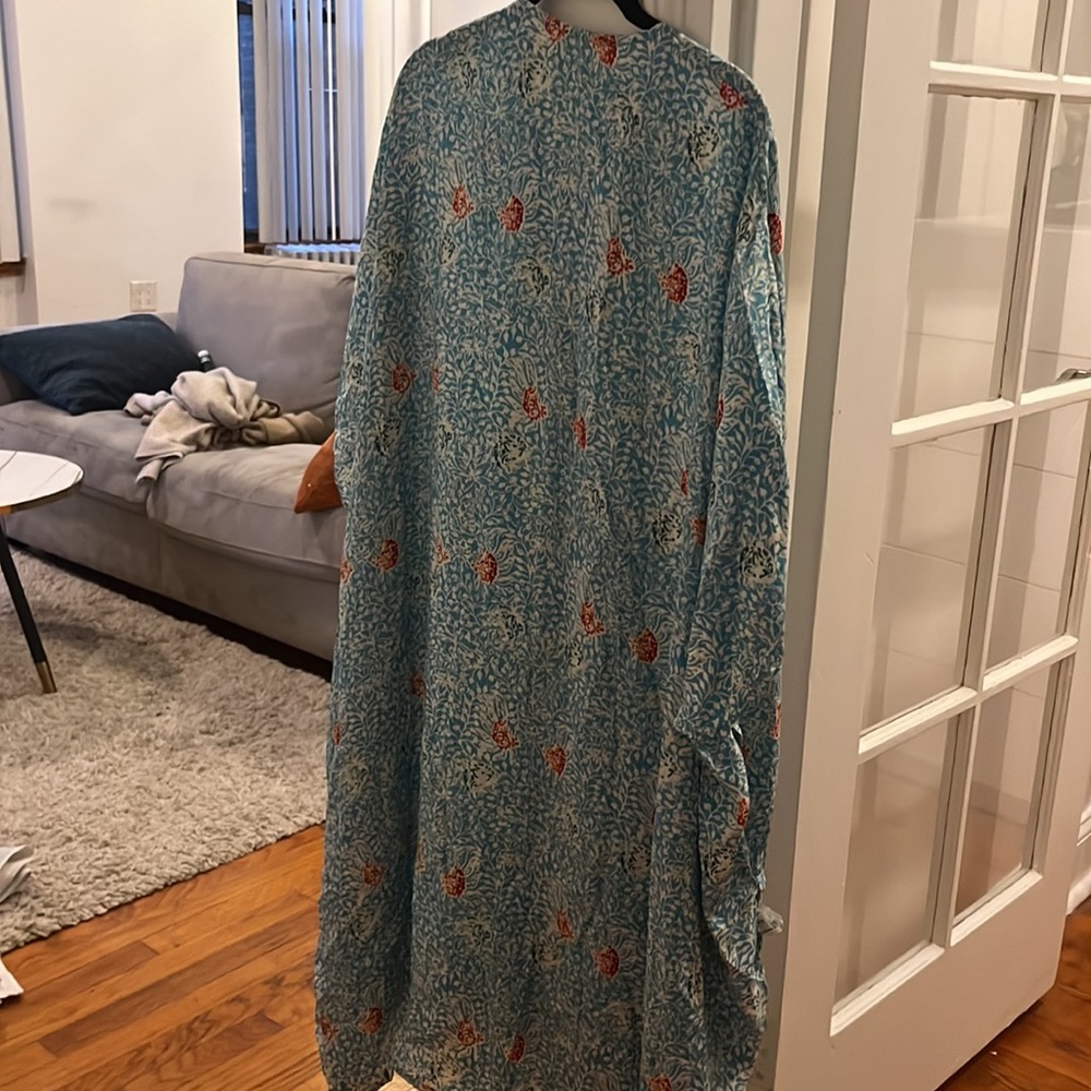 Never worn - Picture 2 of 2